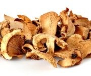 Скільки можна зберігати мариновані гриби і які умови потрібні