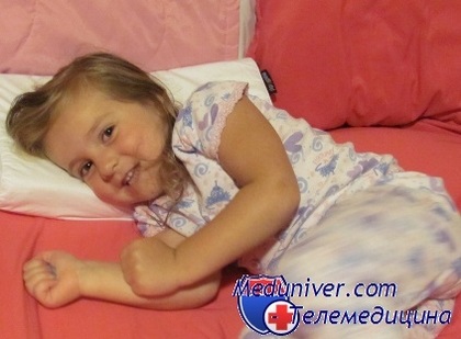 Гіпоалергенні подушки і одяг для дітей