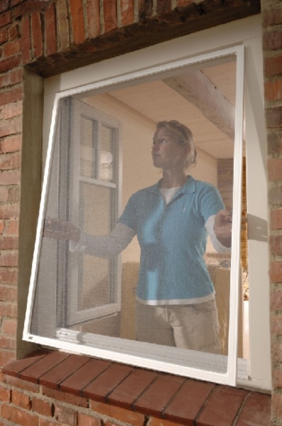 Як заміряти москітну сітку на пластикове вікно