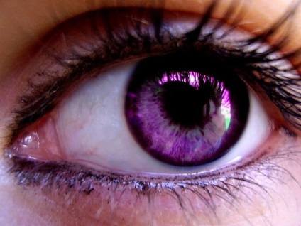Від чого залежить колір очей людини, незвичайні відтінки