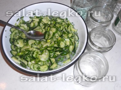 Салат з різаних огірків на зиму, рецепт