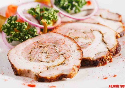 5 Рецептів смачних рулетів з свинячого сала