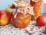 Покроковий рецепт приготування чатні з помідорів і абрикосів на зиму