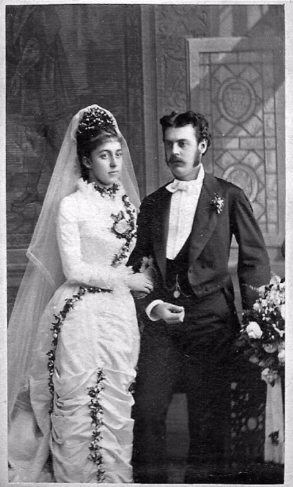 Весільні сукні xix століття - фото наречених