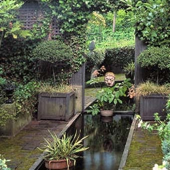 Навіщо дачному забору дзеркало 15 дизайнерських ідей для саду