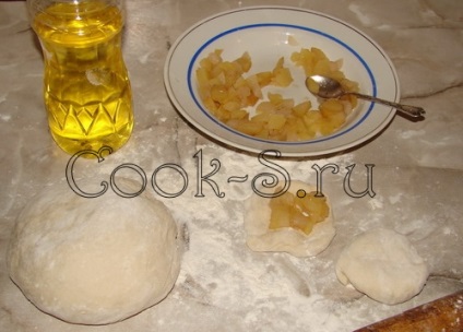Смажені пиріжки з яблуками - покроковий рецепт з фото, випічка