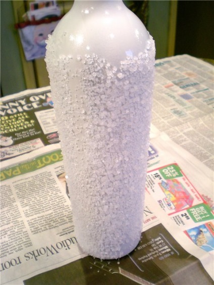 Як зробити ефект снігу на простий скляній пляшці