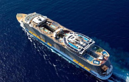 Найбільший в світі океанський лайнер oasis of the seas