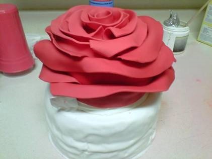 Торт - троянда - з мастики