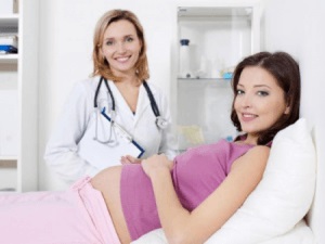 Ком в горлі при вагітності на ранніх термінах