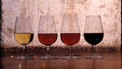Відмінності кріплених вин мадейра, портвейн, херес