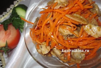 Рецепт салату з мідій з корейською морквою, покрокові фото