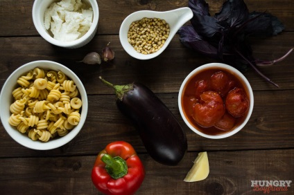 Паста з томатами, баклажанами і рікоттою - покроковий рецепт з фото