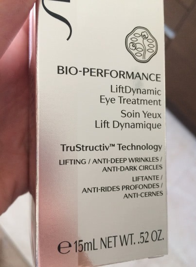 Shiseido bio-performance liftdynamic eye treatment - крем для шкіри навколо очей, який даремно лаяли