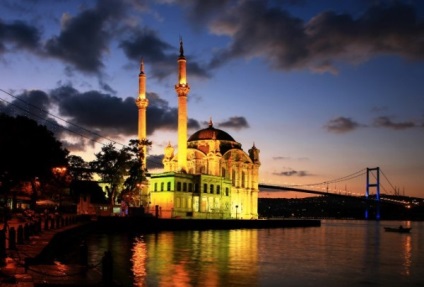 Мечеть Ортакей - муза Босфору - istanbul expert