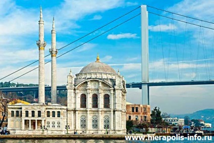 Мечеть Ортакей в Стамбулі