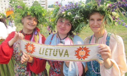 Янов день - свято балтійських народів або яку квітку шукали прибалти на сибірської млинець-горі в