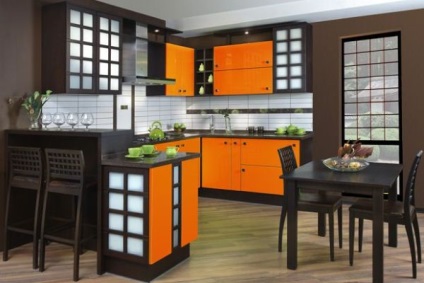 Кухня в помаранчевих кольорах