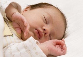 Чому у новонародженого трясеться підборіддя і кінцівки рекомендації педіатрів