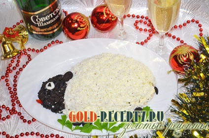 Салат на новий рік з грибами і куркою «овечка»