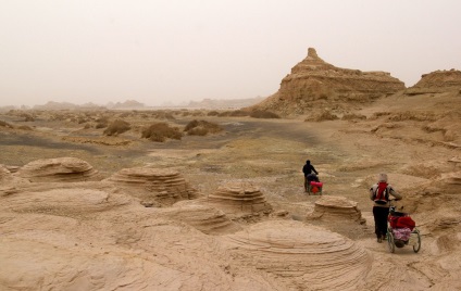 Найзагадковіші місця планети, в яких безслідно зникають люди пустеля «Такла-Макан»