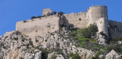 замок Кантара