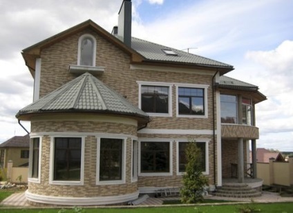 Дизайн будинку з цегли зовні фото фасадів з мансардою