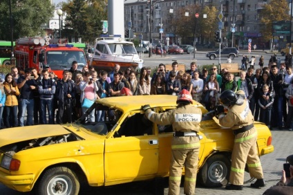 Таємницями розкажуть, як стати військовим, рятувальником або поліцейським