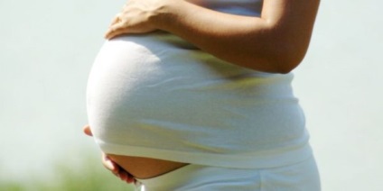 Простріли в матці при вагітності основні причини, симптоми