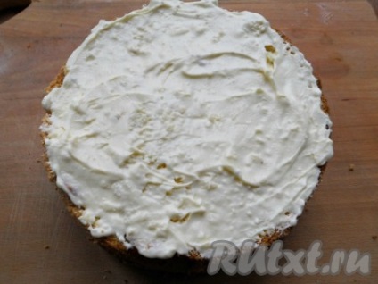 Ніжний бісквітний торт - рецепт з фото