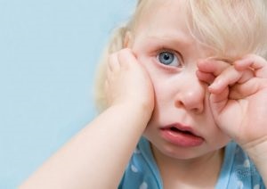 Болять очі при застуді причини, симптоми у дітей, лікування