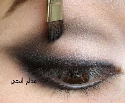 Як зробити арабська (східний) макіяж очей