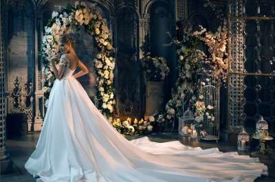 Красиві весільні сукні з v-подібним вирізом 2015 для найкрасивіших наречених