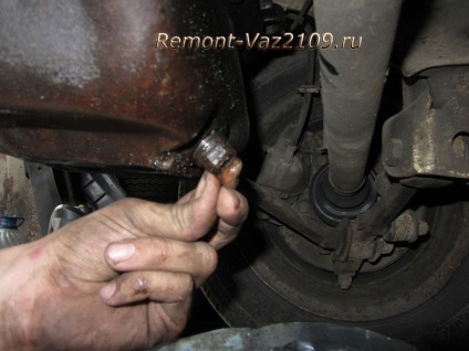 Заміна масла в двигуні і масляного фільтра, ремонт ваз 2109-2108