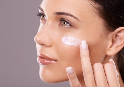 Крем для лікування шкіри обличчя - живи здорово
