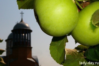 Що не можна робити на яблучний врятував 19 серпня, прості рецепти з фото
