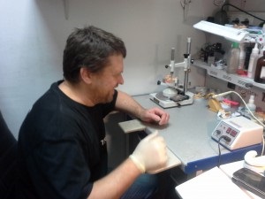 Індивідуальний курс стажування виготовлення умовно знімного протезу опора імплантати, зубним