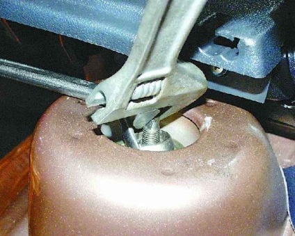 Зняття і установка заднього амортизатора ваз 2108 2109 vaz (вісімка, дев'ятка)