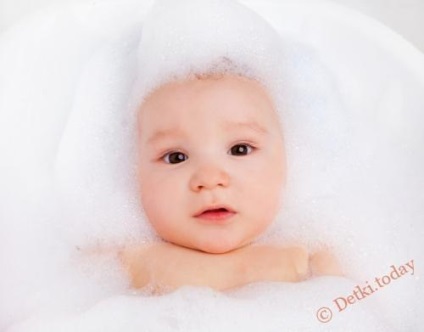 Перше купання новонародженого корисні поради та рекомендації