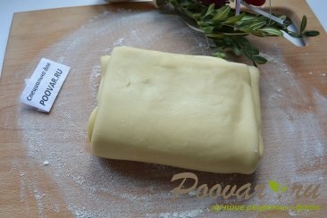 Пиріжки з листкового тіста в духовці рецепт покроково з фото як приготувати готуємо вдома на швидку