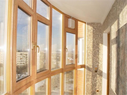 Вітражне скління балкона - особливості та монтаж
