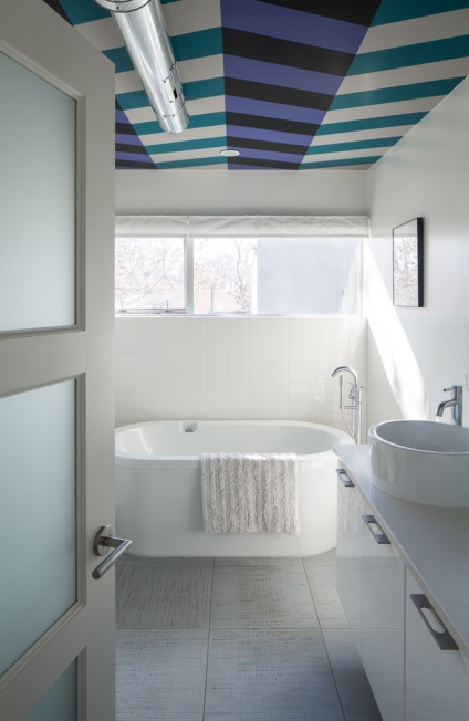 Дизайн стелі в ванній оформлення та декорування