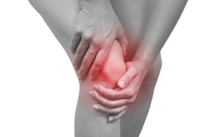 Біль в коліні збоку, з внутрішньої сторони, при ходьбі, згинанні і розгинанні причини