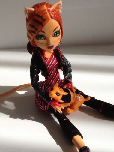 Тораль страйп - лялька з монстр хай огляд на ляльку з фото