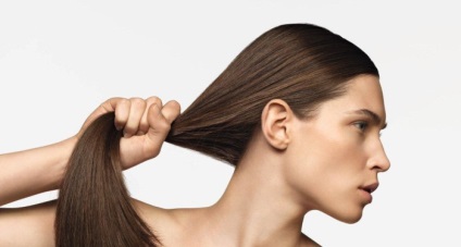 Волосся випадає при митті голови причини і вирішення проблеми