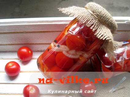 Мариновані помідори черрі з перцем і цибулею - рецепт з фото
