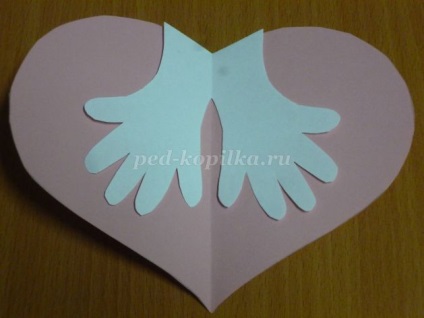 Валентинка для мами з паперу руками дитини 5-7 років