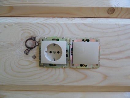 Aps - електропроводка в дерев'яних будинках з клеєного бруса
