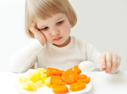 Що робити, якщо дитина нічого не їсть