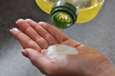 Як пом'якшити шкіру рук в домашніх умовах креми, ванночки, маски